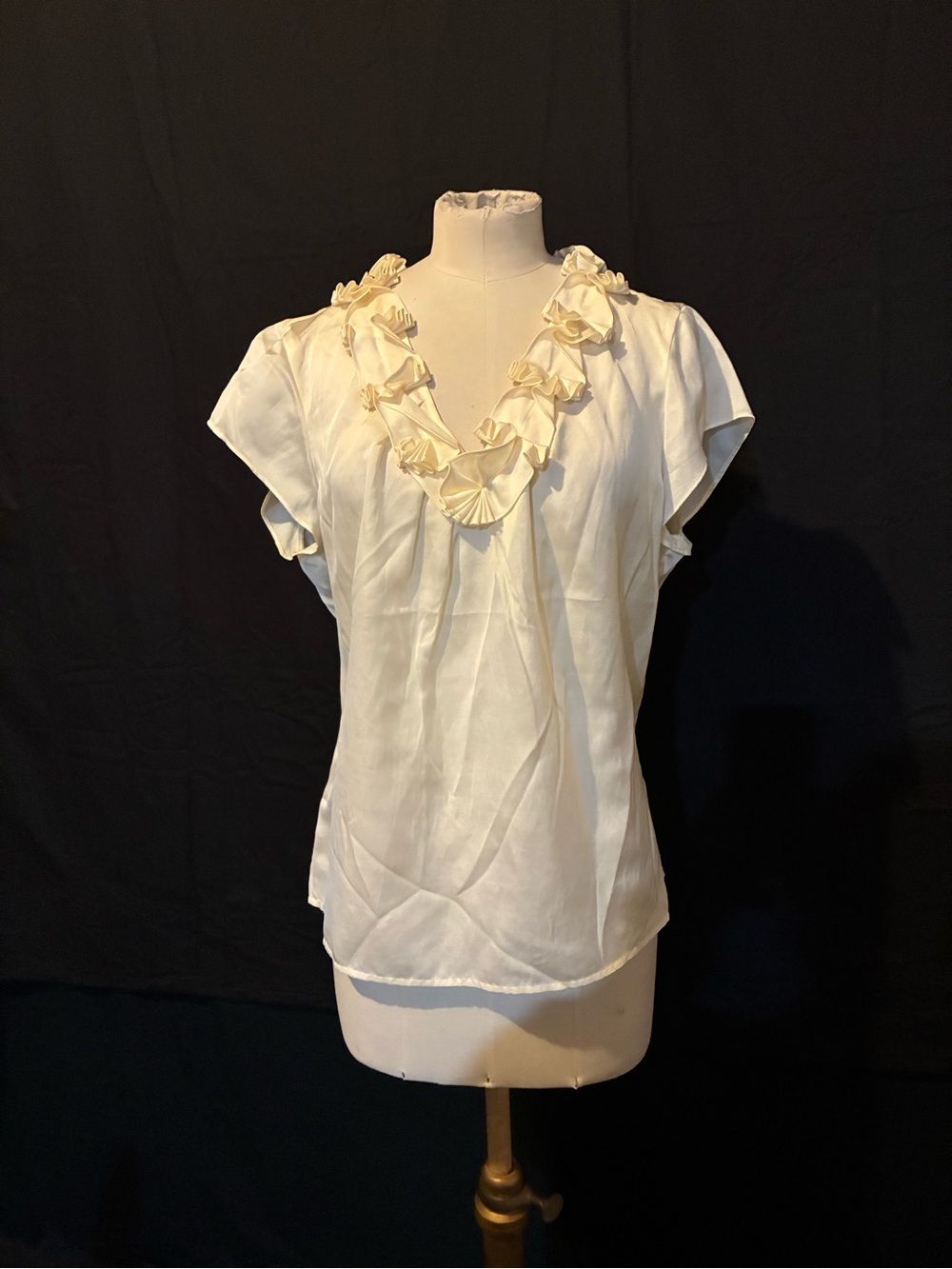 Talbots Cream Ruffle V-Neck Blouse 16 Silk Blend NWT